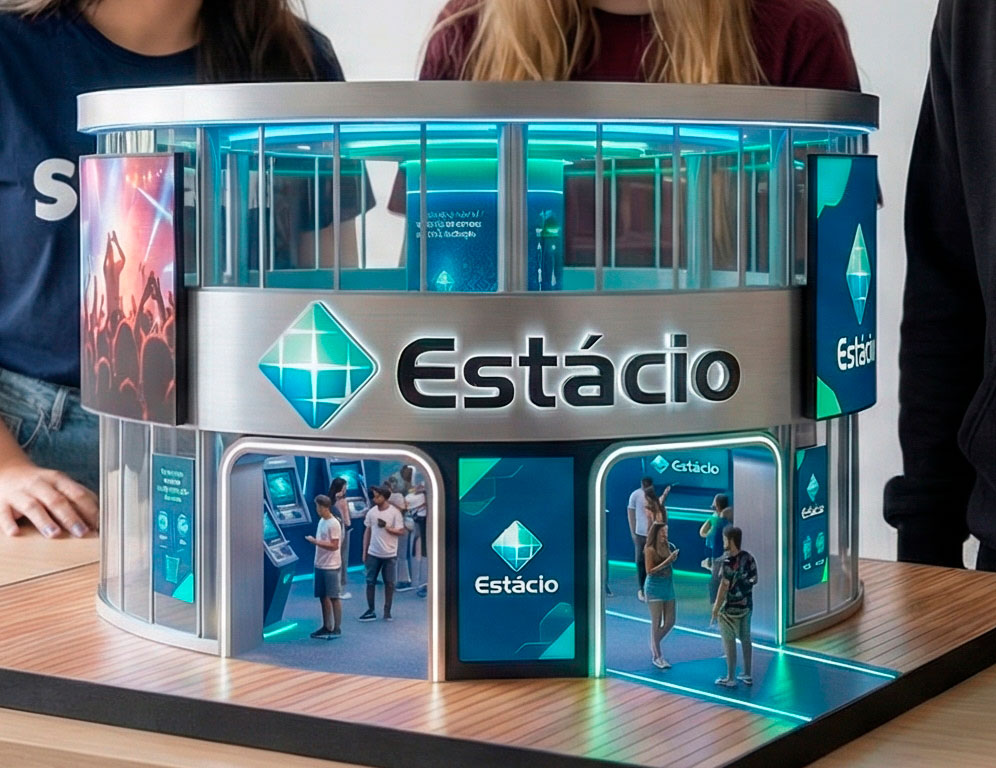 Equipe colaborando em planejamento criativo